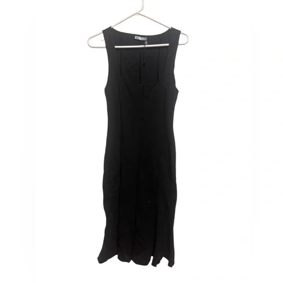 🆕 Zara Structured U-neck Flared Mermaid Midi Dress in Midnight Black NWOT - Picture 6 of 8
